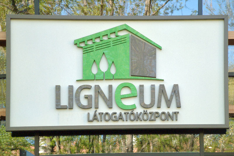 Ligneum Látogatközpont